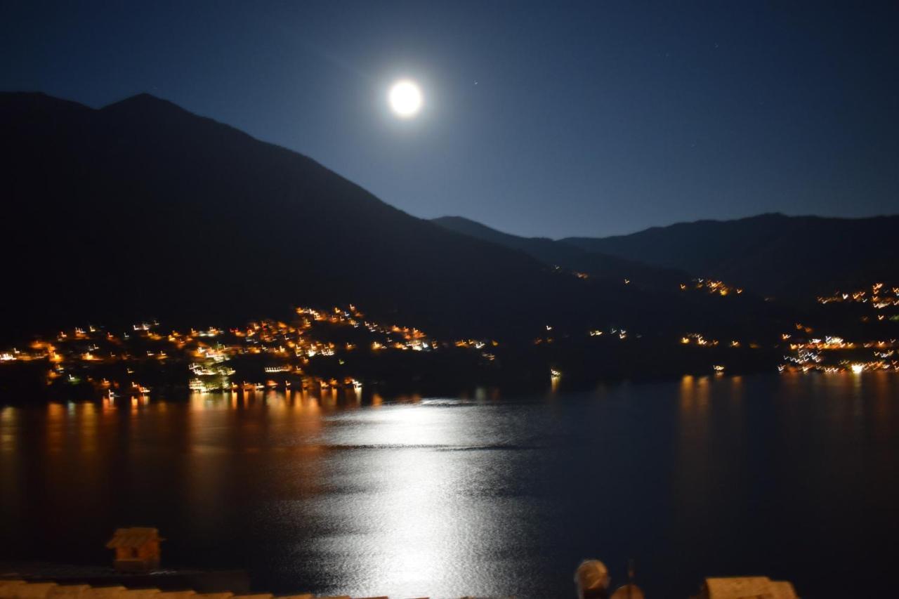 Romantic Home Stone With Amazing View Lake Of Como And Oleandra Laglio Exterior photo