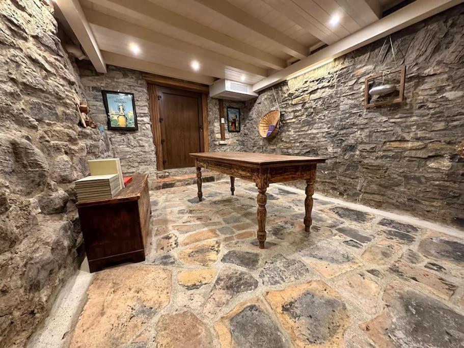 Romantic Home Stone With Amazing View Lake Of Como And Oleandra Laglio Exterior photo