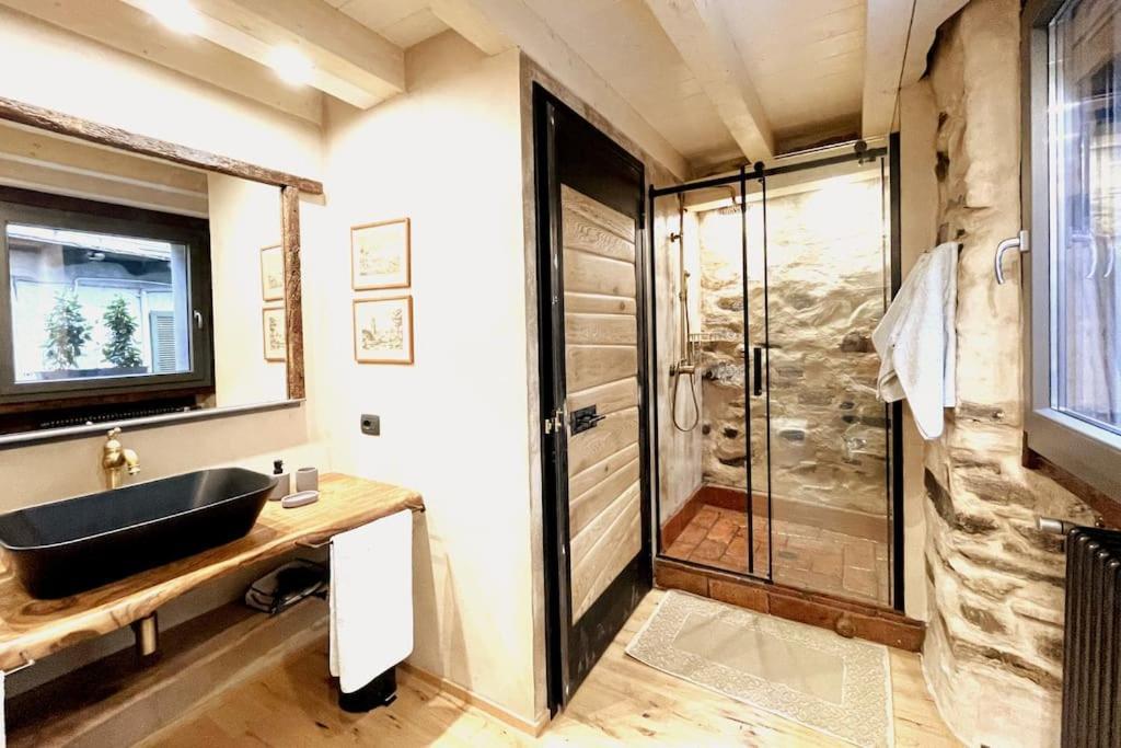 Romantic Home Stone With Amazing View Lake Of Como And Oleandra Laglio Exterior photo